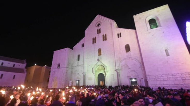 Il 6 dicembre a Bari è tutto dedicato a San Nicola: messa all’alba e doppi fuochi d'artificio
