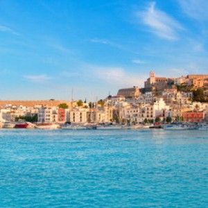 Tuffo in piscina dopo cena, muore a Ibiza giovane di Benevento