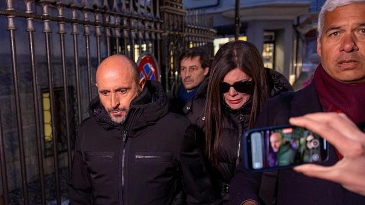 Crans-Montana, bugie e contatti all’estero: ecco perché sono stati arrestati i proprietari del pub