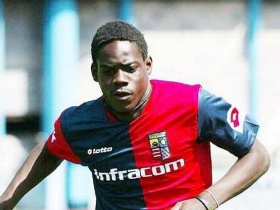 Dal Lumezzane al Milan, tutte le maglie di Balotelli