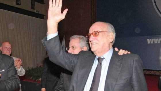 Morto Alfredo Biondi, fu ministro della Giustizia durante il primo governo Berlusconi