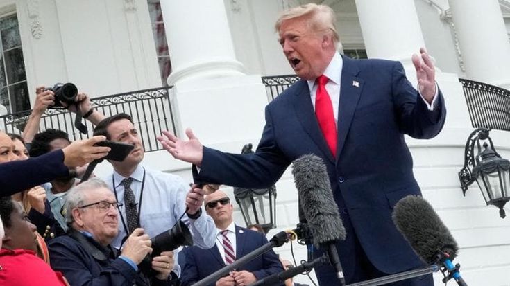 Guerra Ucraina - Russia, news del 10 ottobre. Trump: “E’ il momento di un nuovo presidente per l'Ucraina”