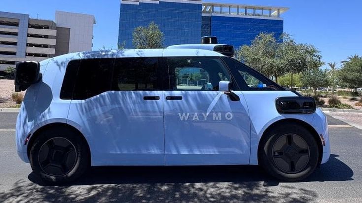 Rivoluzione robotaxi, nei prossimi dieci anni saliranno a quota tre milioni