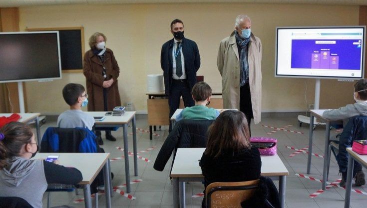 Scuola, riparte il concorso per l'immissione in ruolo dei docenti che abbiano insegnato almeno tre anni