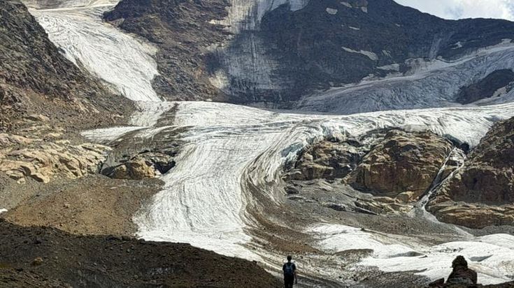 Italia, addio sci estivo. Anche lo Stelvio chiude le piste per mancanza di neve