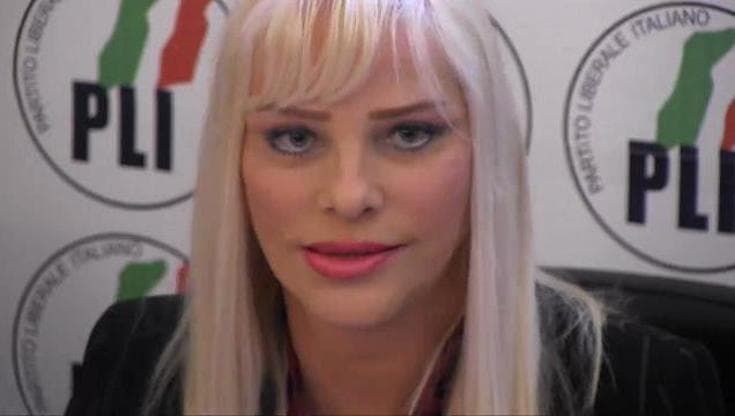 Ilona Staller: “La mia battaglia contro il taglio del vitalizio, chiedo 10 milioni di risarcimento”