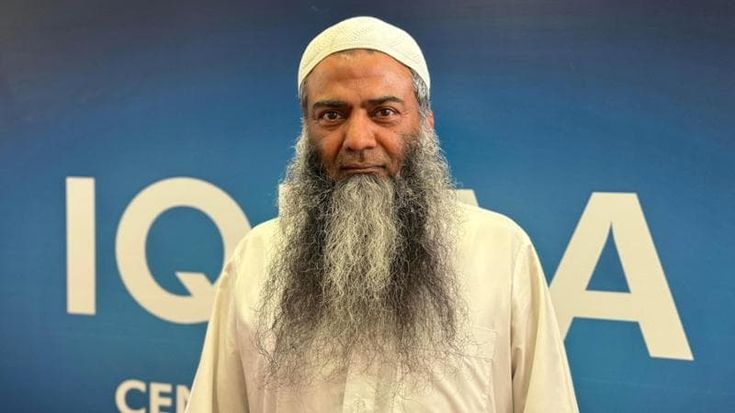 Bologna, ecco chi è l’imam espulso da Piantedosi. Dal lavoro in una ditta di alimentari ai sermoni radicali via Facebook