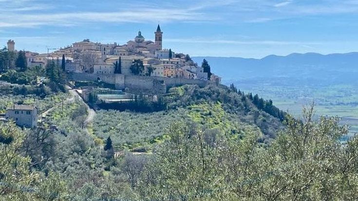 Da Spello a Montefalco, un itinerario quattro stagioni attraverso l’Umbria