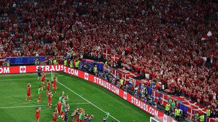 Danimarca-Serbia 0-0: danesi avanti grazie al ranking, serbi a casa