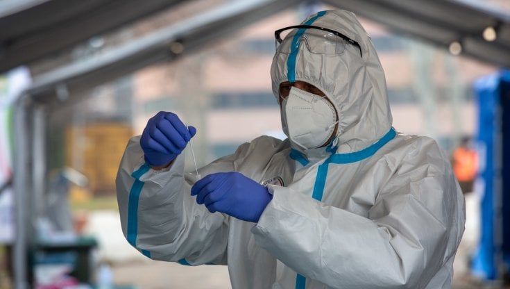Coronavirus Lazio, oggi 1.589 nuovi positivi, Roma città scende al di sotto dei mille casi. 39 decessi