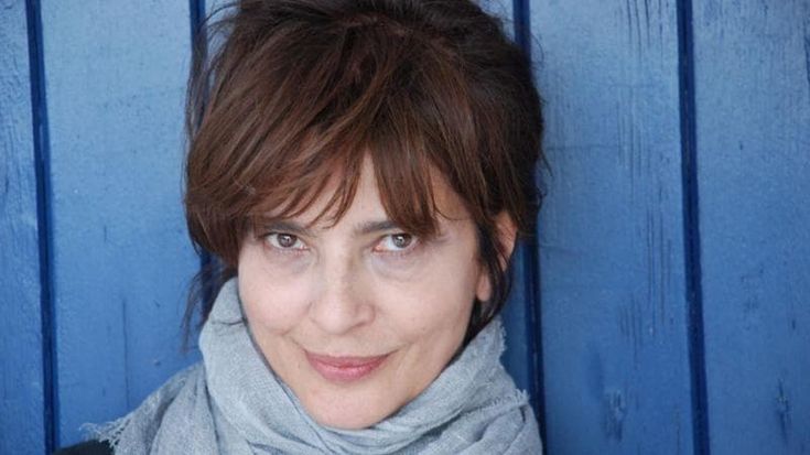Laura Morante: “Ero timida. Mi sono nascosta dietro i personaggi”