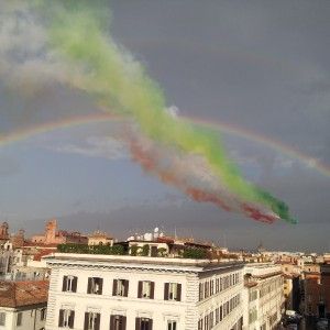 4 novembre, Napolitano: "Da estremismo e fanatismo violenze mai viste" 
