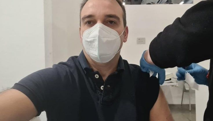 Torino, terza dose per il sindaco Lo Russo