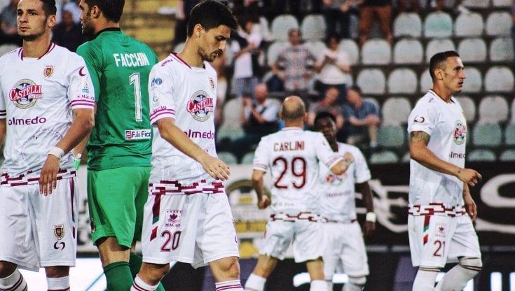 Serie B, coronavirus: sub judice Salernitana-Reggiana