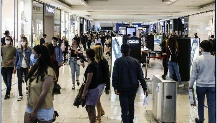 Sul treno, in albergo, al mare: come salvare la vacanza evitando Omicron