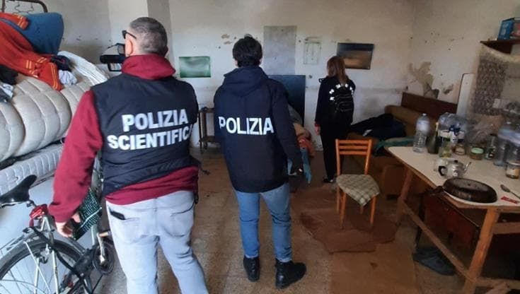 Caporalato, tre arresti a Catania: smantellata rete di sfruttamento tra tratta e lavoro forzato