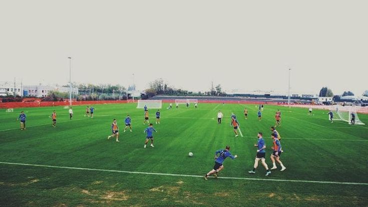Rifiuti speciali nascosti sotto il campo di allenamento del Como calcio: 66 indagati