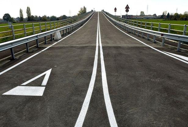 Parma, ancora chiuso il cavalcavia di strada Pontasso 