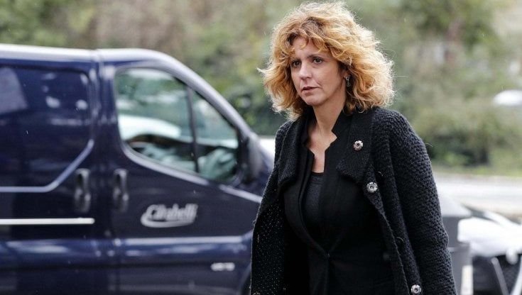 Senato: Lezzi, Morra e gli altri. Ecco gli ex 5S pronti a creare un nuovo gruppo con il simbolo dell'IdV
