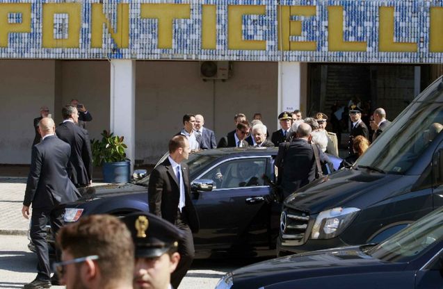 Mattarella inaugura l'anno scolastico a Ponticelli