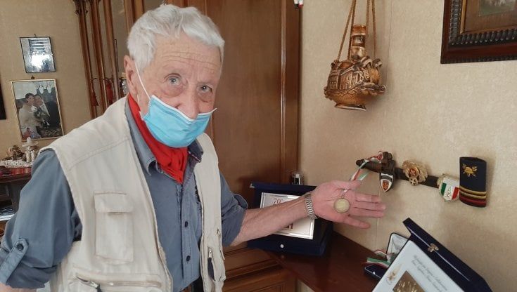  Il partigiano Primo Sammarchi: “Quel fazzoletto rosso il ricordo di mio fratello mitragliato dai fascisti”