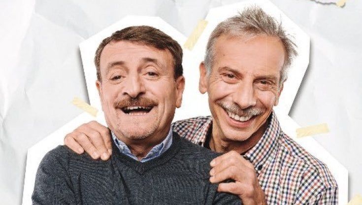 Giovanni e Giacomo spiegano come riciclare i regali di Natale in "Ridere fa bene"
