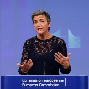 La commissaria alla concorrenza Ue promuove Carige