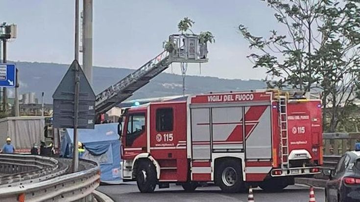 Trieste, il cadavere dell’uomo impiccato è di un senzatetto. La Procura: “Nessun segno di tortura, decesso avvenuto non per mano di altri”