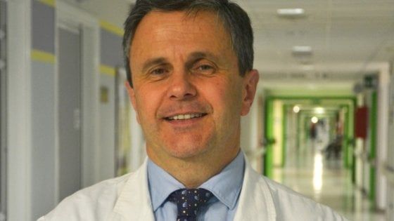 Modena, torna a lavoro Stefano Tondi, il primario aggredito con la soda caustica
