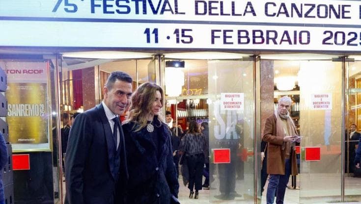 Da Berlusconi a Salvini, quel palco indomabile che tutti vogliono occupare