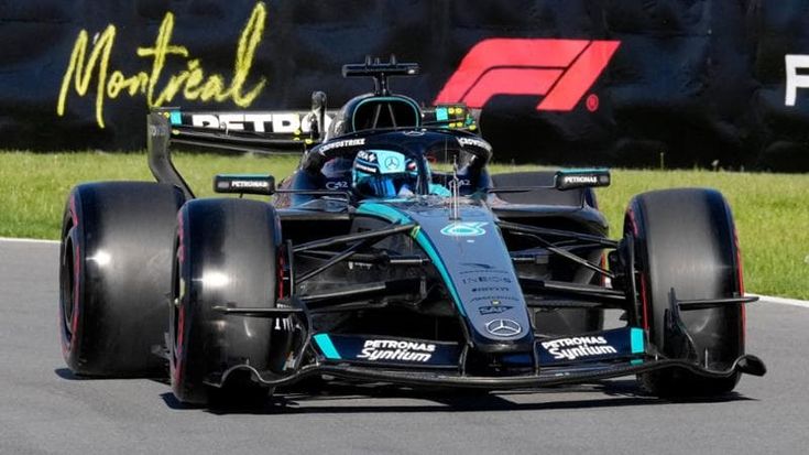 Formula 1, Russell in pole nella sprint davanti ad Antonelli. Hamilton e Leclerc in terza fila