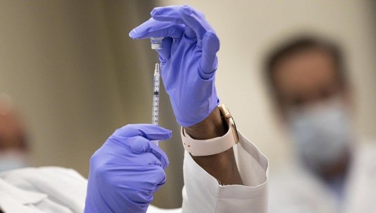 Virus, via libera al piano vaccini: si parte a inizio gennaio. Ecco i numeri delle dosi per ogni Regione