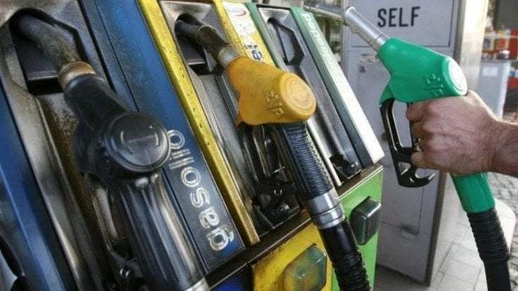 Accise, sconti sui carburanti fino al 3 luglio. Ma si dimezzano per il gasolio