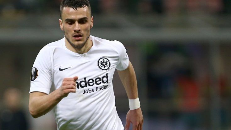 La Juve stringe su Kostic, ma c'è la grana Cuadrado. Inter, Dybala a un passo