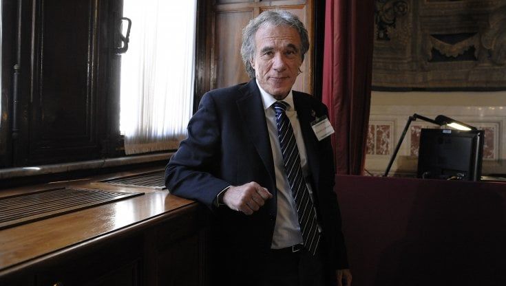 Ainis: "Lentezze e trafile nella conta dei voti, attenti al virus che attacca la democrazia"