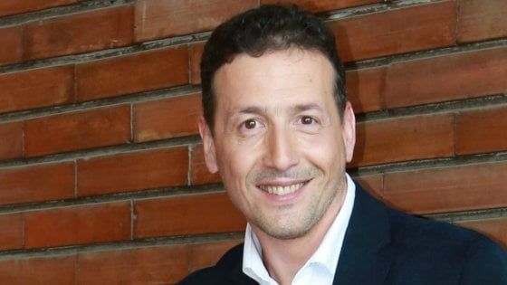 Alessandro Greco condurrà la finale di Miss Italia 2019