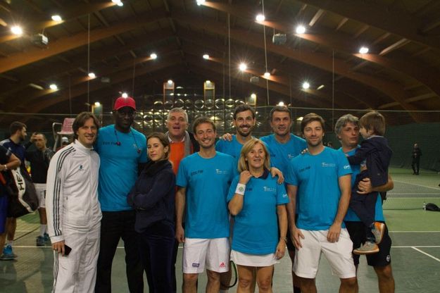 Milano, sport e solidarietà: Paolo Maldini guida il Telethon Tennis Day