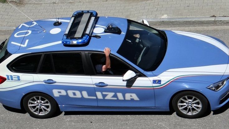 Esponeva reperti archeologici nel suo studio di Roma: denunciato professionista