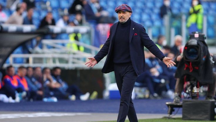 L'arbitro apre tutte le porte. E con Sinisa ciao ciao