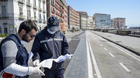 Coronavirus, a Napoli 51 denunciati su 1232 controlli