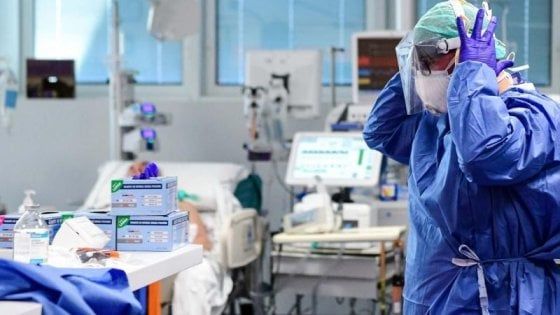Ischia, muore medico 55enne per le conseguenze del Covid