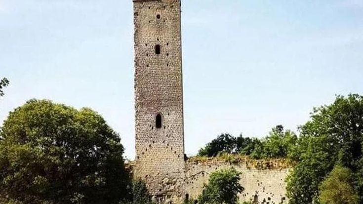 Torre di Pasolini, la Regione sfratta Gallinari