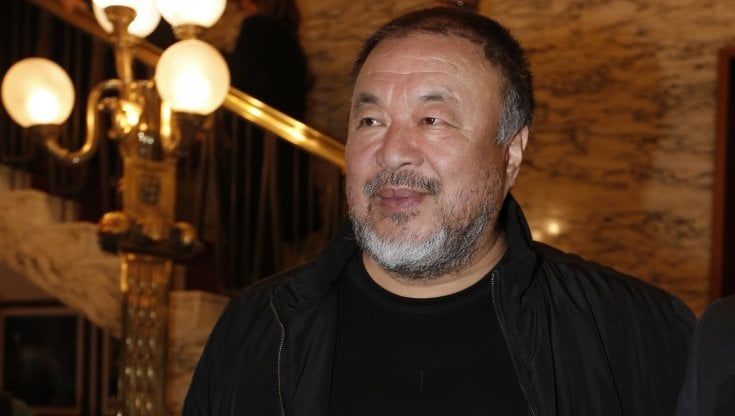 Perché il Crédit Suisse ha messo alla porta Ai Weiwei