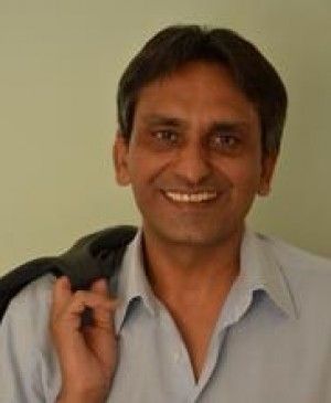 Ahmad Ejar <br />"I matrimoni combinati <br />vanno proibiti per legge"
