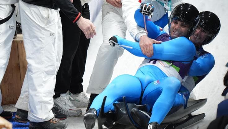 I ragazzi dello slittino d’oro, gemelli dell’Arma che cantano in sincro