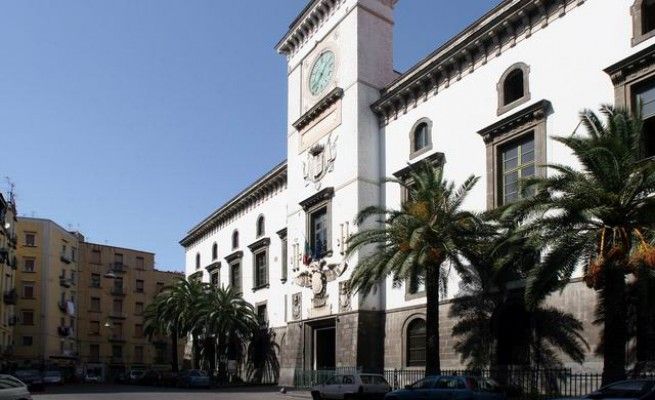 "Castel Capuano deve vivere"<br />de Magistris firma la convenzione