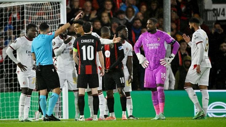 Il Milan cade a Bournemouth. Maignan espulso, rossoneri battuti 3-0
