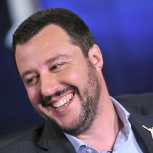 Salvini: "Ue antidemocratica, non si preoccupa di immigrati"