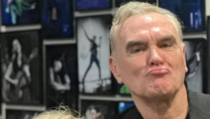Milano, Morrissey incontra Rita Pavone: il sogno nato con “Cuore” dopo 40 anni, applausi al concerto