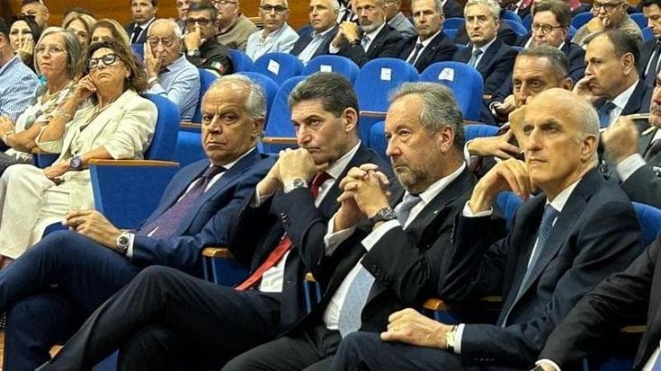 Sicurezza, Piantedosi si impegna: “Sì, Palermo avrà più agenti”